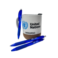 TAZA Y PLUMAS UNITED NATIONS